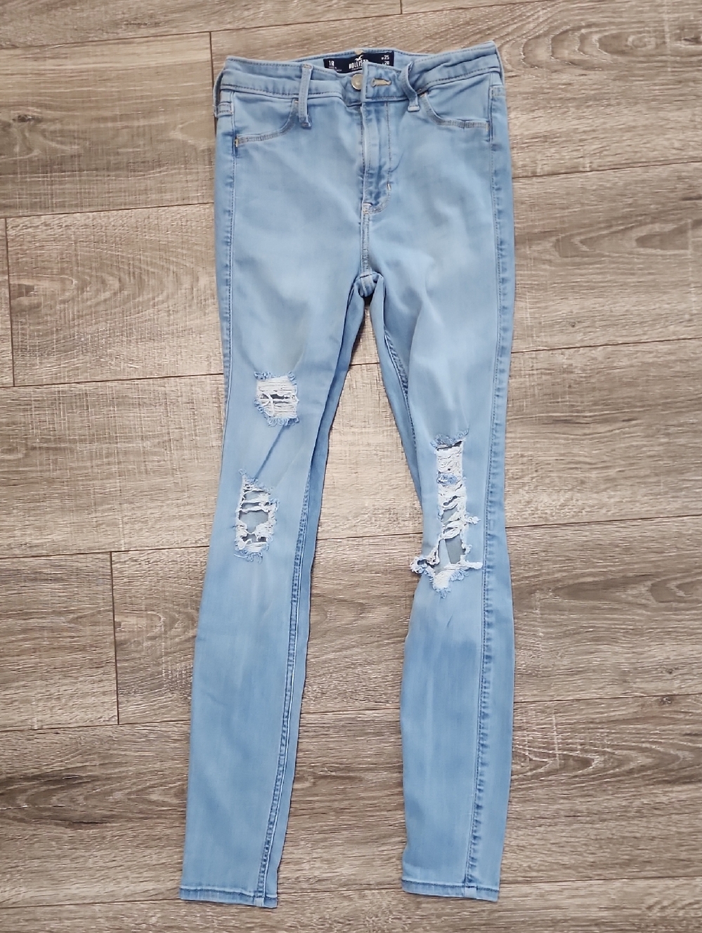 Hollister Light Wash Distressed Skinny Jeans - Women's